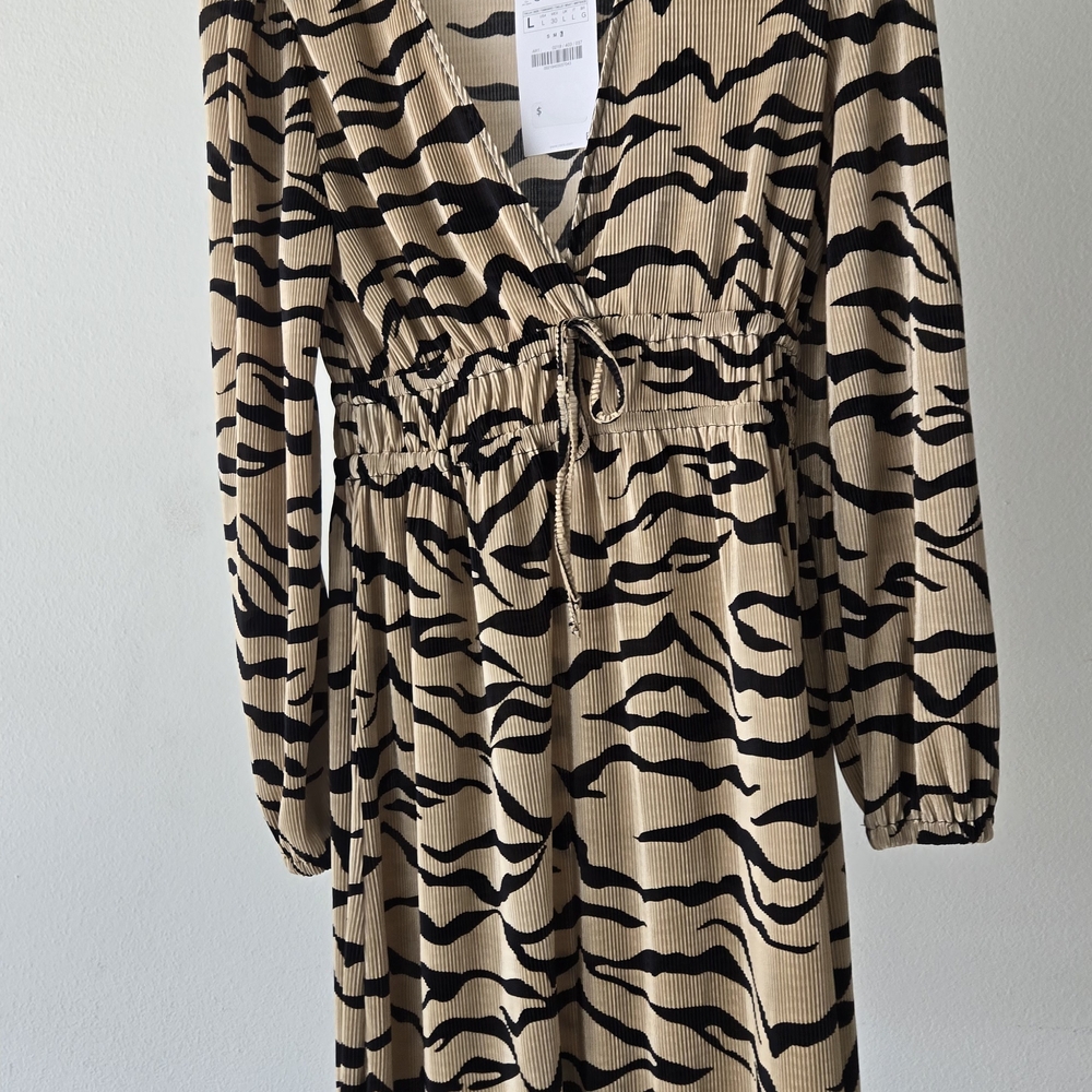 Zara Black and Tan Animal Print Long Sleeve Dress SkU06